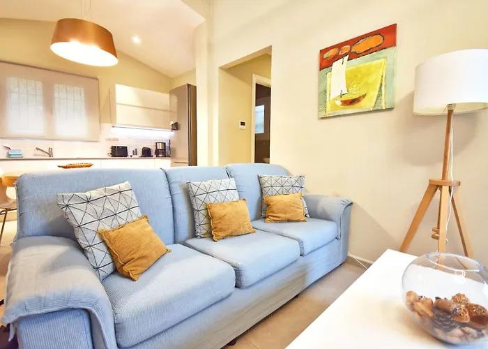 Nitsa Signature In Exquisite Northeastern Corfu Greece فيلة