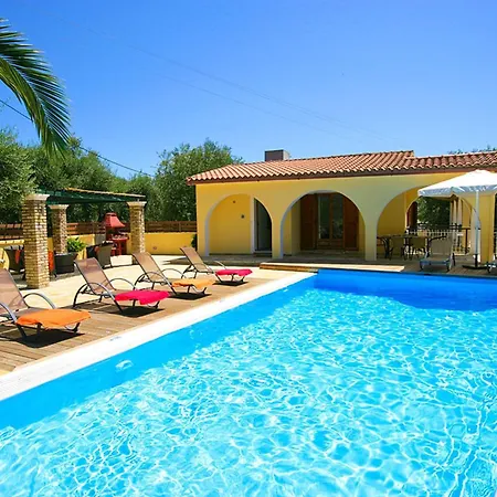Nitsa Signature In Exquisite Northeastern Corfu Greece Villa Niszáki