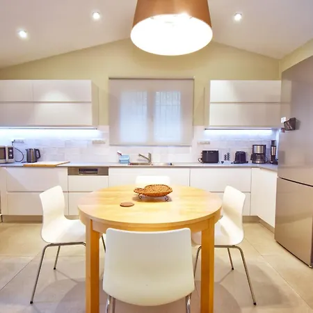 Villa Nitsa Signature In Exquisite Northeastern Corfu Greece